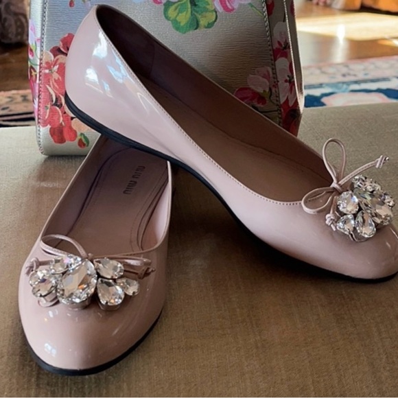 Miu Miu Shoes - Miu Miu patent leather bow accent flats
